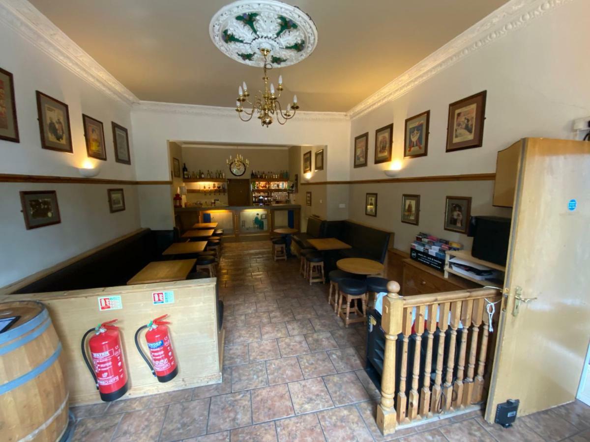 Auld Mill House Hotel Дънфърмлин Екстериор снимка
